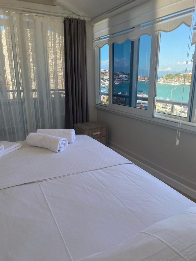 Venues Park Apart Suites Cesme Bagian luar foto