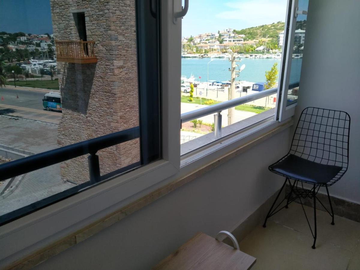 Venues Park Apart Suites Cesme Bagian luar foto