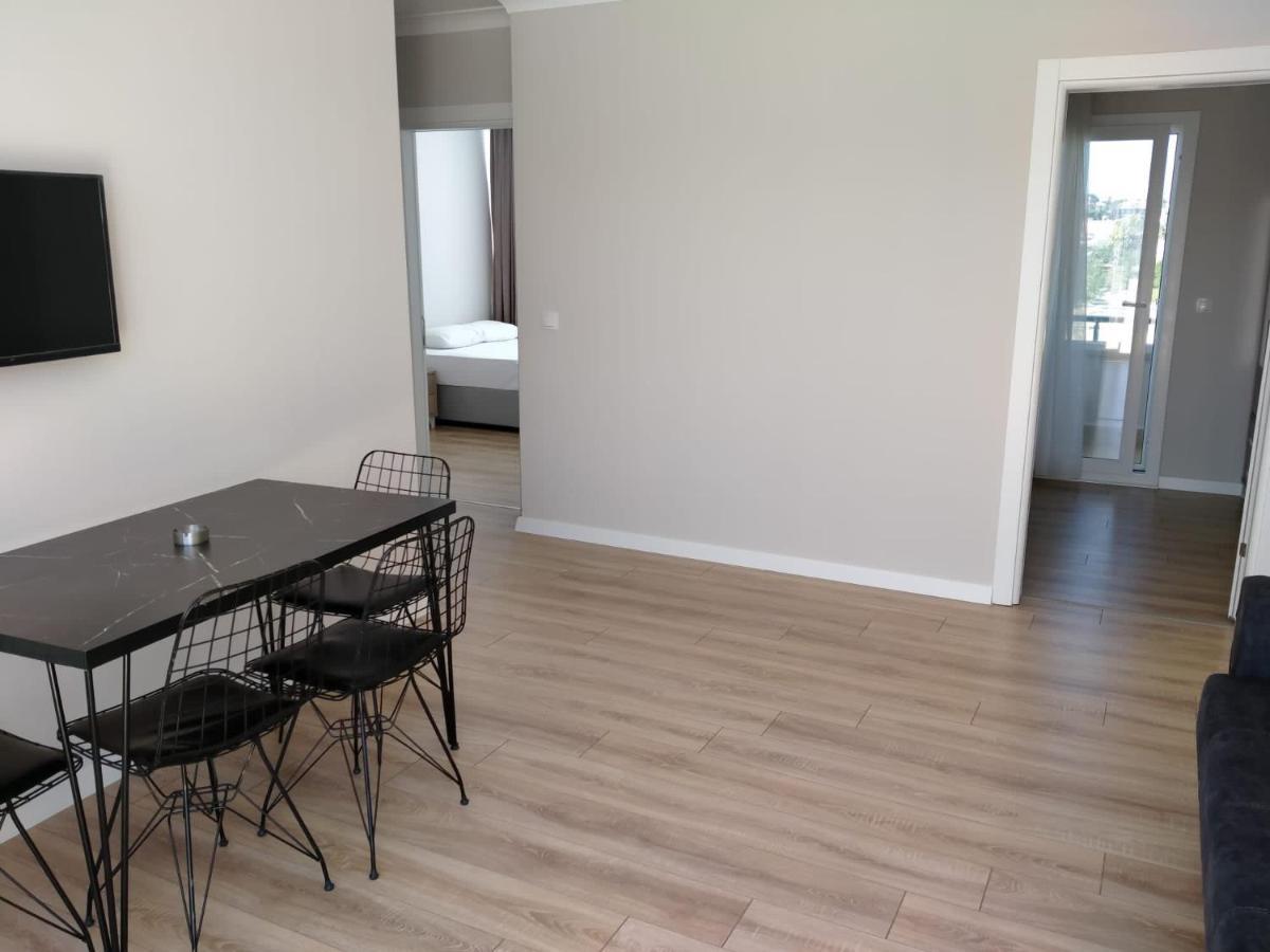 Venues Park Apart Suites Cesme Bagian luar foto